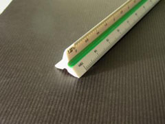Trikotno merilo LENIAR 30 cm 